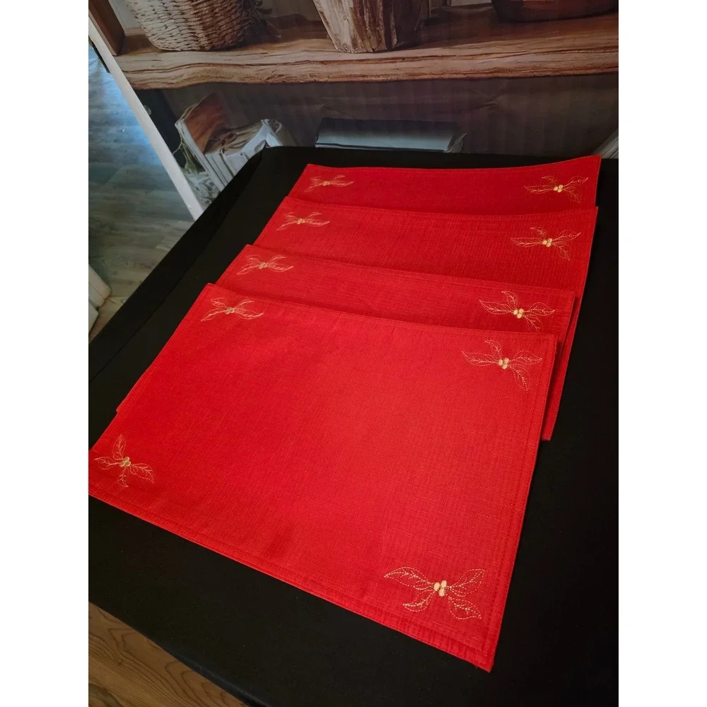 Better Home Red Christmas Placemats Set of 4 Gold Holly Embroidered 18x12.5